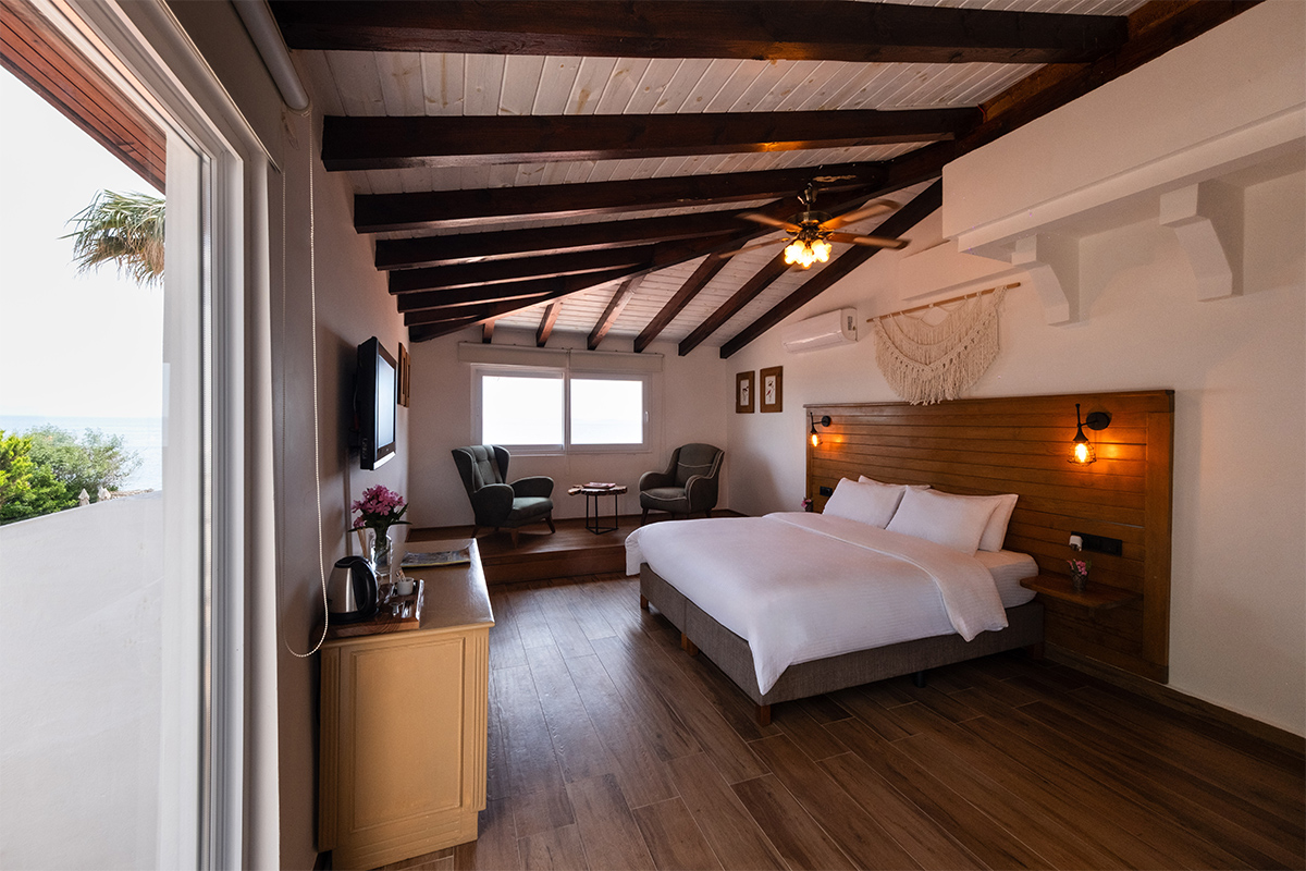 Deniz Manzaralı Deluxe Oda